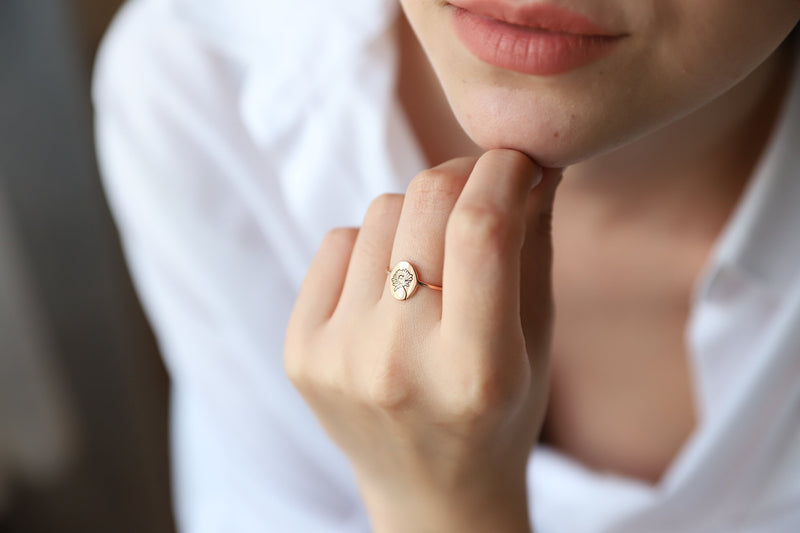 Handmade Birth Flower Ring • Floral Signet Ring • VALENTINES DAY GIFTS • Personalized Jewelry • Silver, Gold and Rose Gold • Gift for Mom